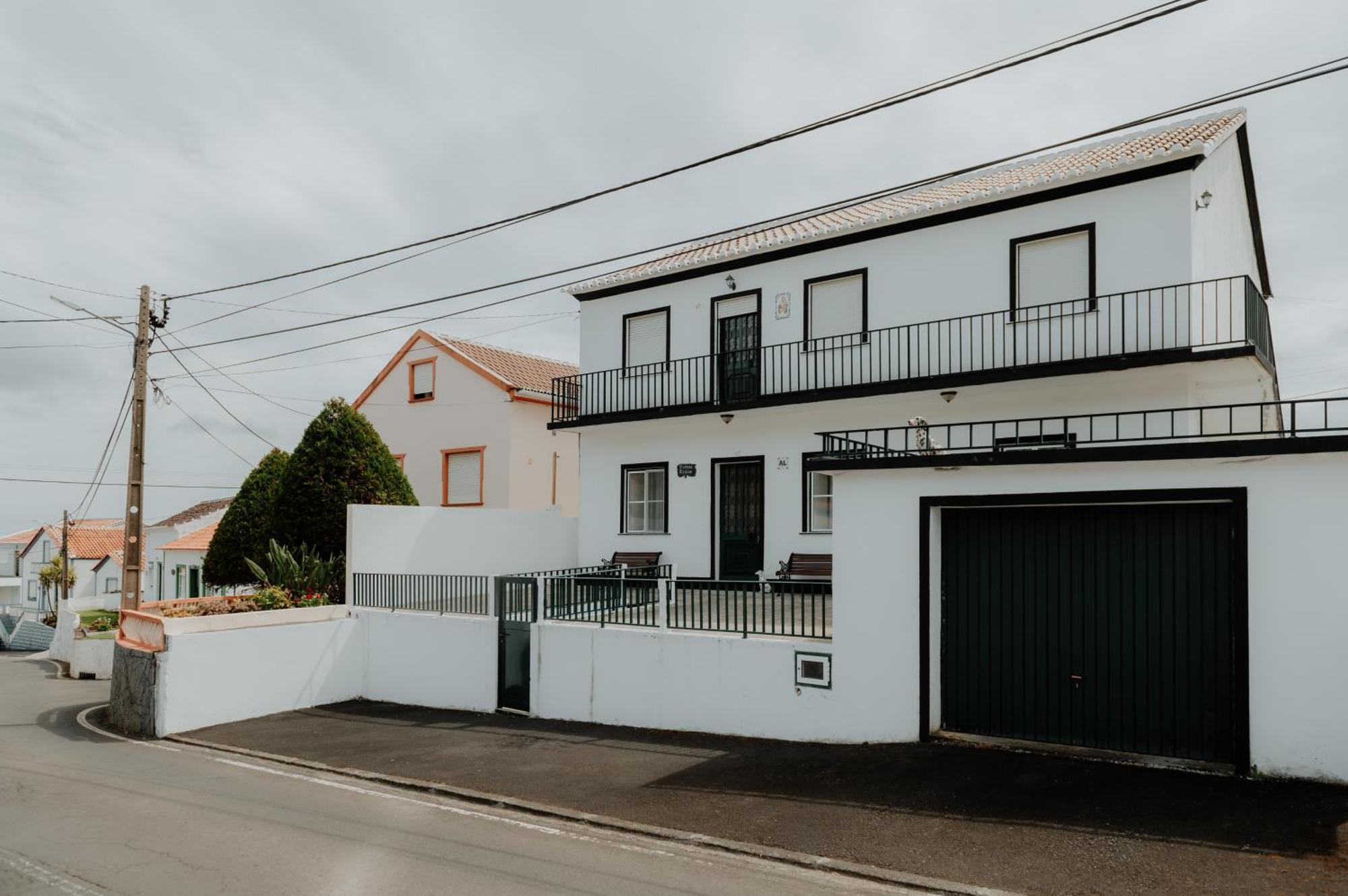 Casa Sousa Ribeiro Praia da Vitória Екстериор снимка